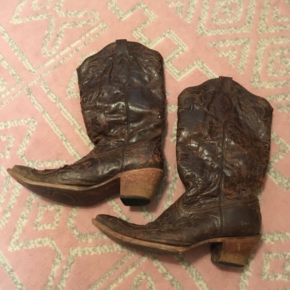 Corral Boots Size 10 Distressed Leather Lizard Inlay